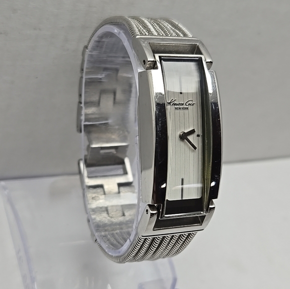 Womens Kenneth Cole New York KC-4615 Silver Tone Tank Quartz Watch New Battery - Picture 1 of 8